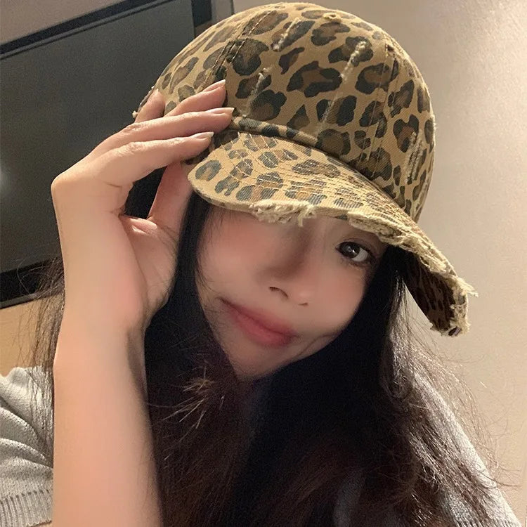 Leopard Print Baseball Cap - Stylish Top Hat for Outdoor Sun Protection 